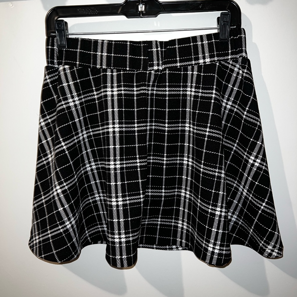 SHEIN Plaid Skater Skirt, NWOT